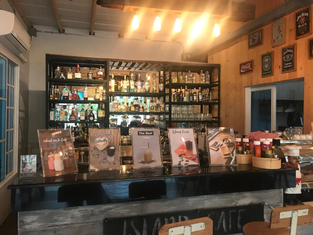 Island Inn Ko Lan Zewnętrze zdjęcie